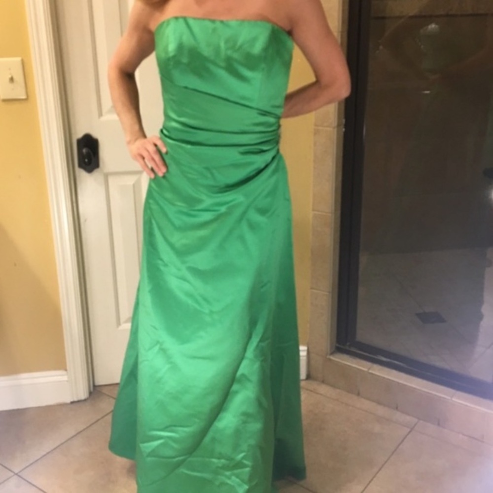 David’s Bridal NWOT strapless maxi dress Size 2